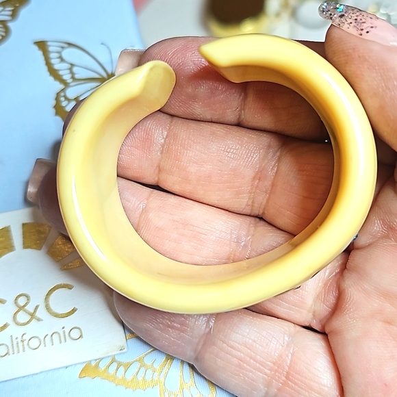 Vintage Childs Size Sparkling Rhinestone Celluloid Cuff Bracelet - Picture 5 of 7